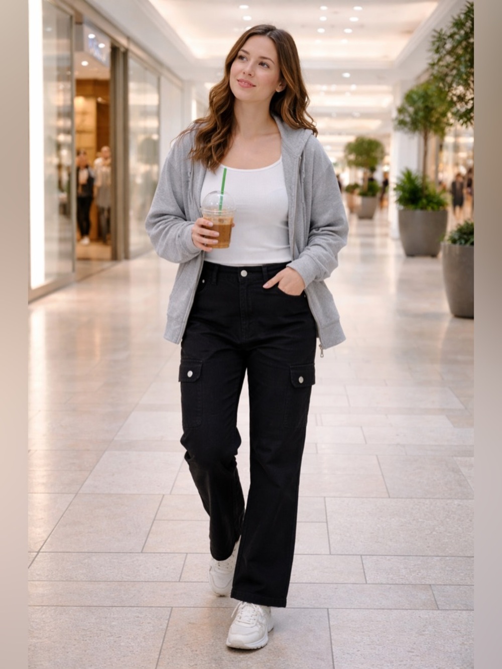 Vintage Lee Womens Cargo Pants Size 4P Relaxed Fit Side Flap Pocket Casual Black